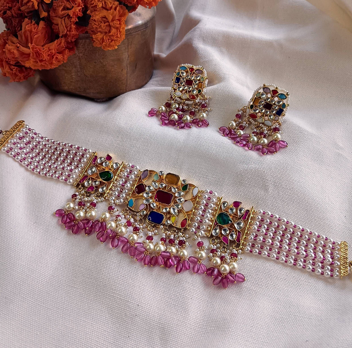 Multicolour Navratan Pachi Kundan Choker