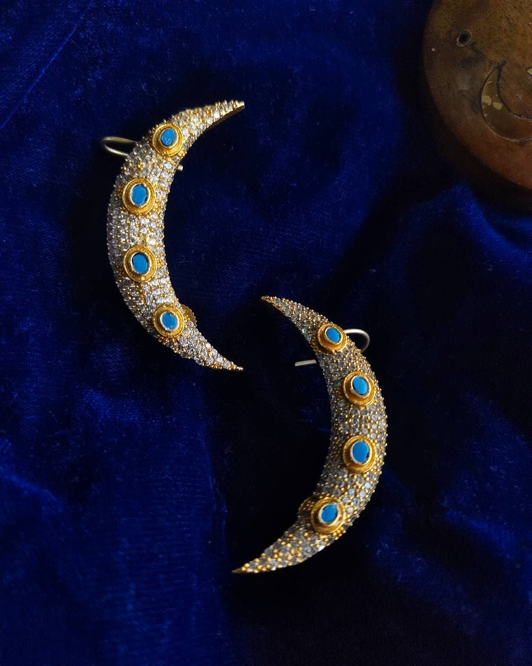 Blue Moon Earcuff