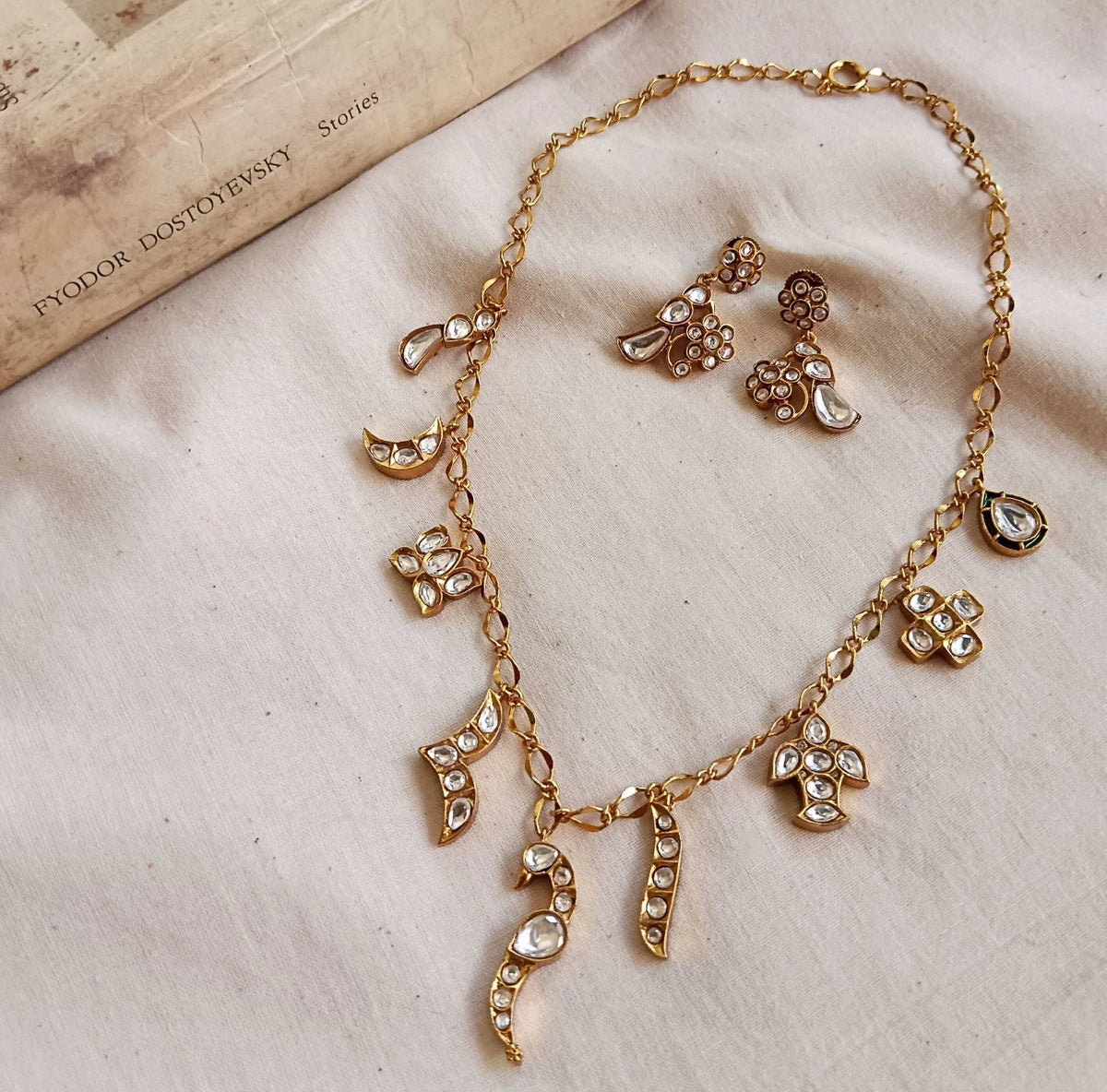 Charms Necklace Set